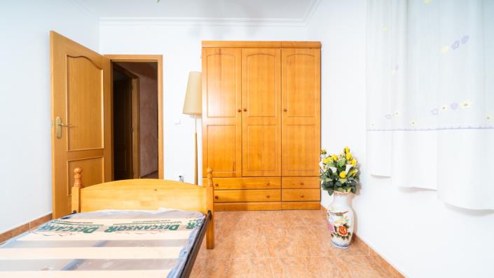 Image No.24-4 Bed Villa for sale