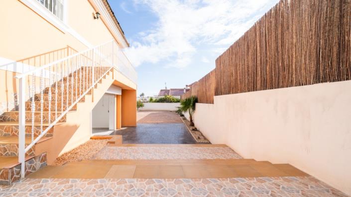 Image No.31-4 Bed Villa for sale