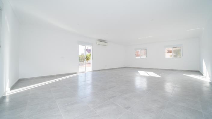 Image No.35-4 Bed Villa for sale