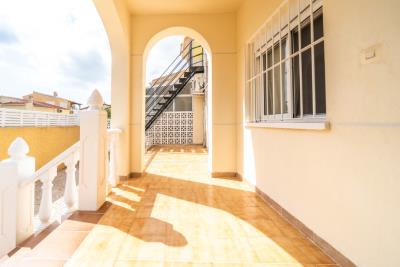 Detached-Property--for-Sale-in-La-Marina--7---Portals-