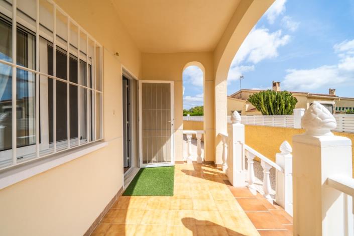 Image No.10-3 Bed Villa for sale