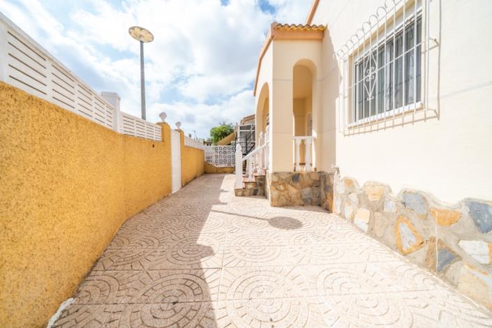 Image No.31-3 Bed Villa for sale