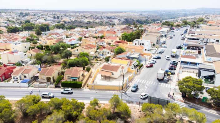 Image No.52-3 Bed Villa for sale