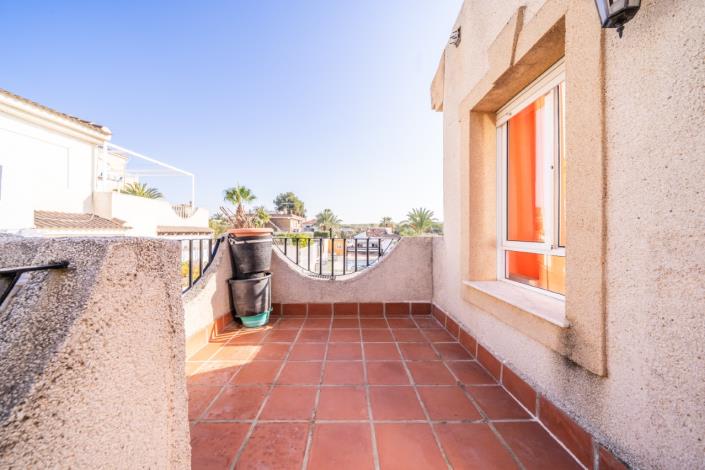 Image No.30-4 Bed Villa for sale