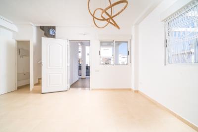 Detached-villa-for-sale-in-La-Marina--12---Portals-