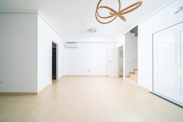 Image No.16-2 Bed Villa for sale