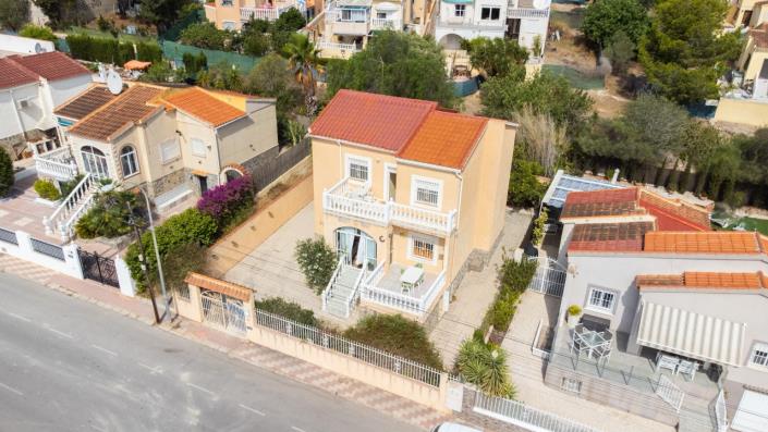 Image No.3-5 Bed Villa for sale