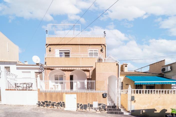 Image No.3-4 Bed Townhouse for sale