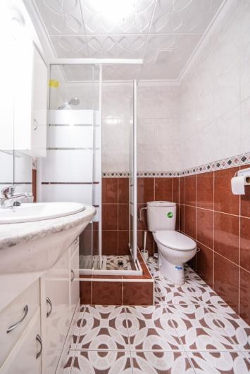 Image No.17-4 Bed Townhouse for sale