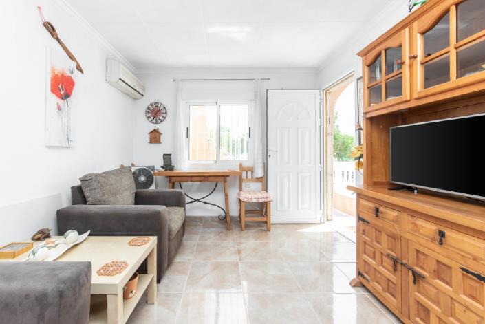 Image No.10-4 Bed Townhouse for sale