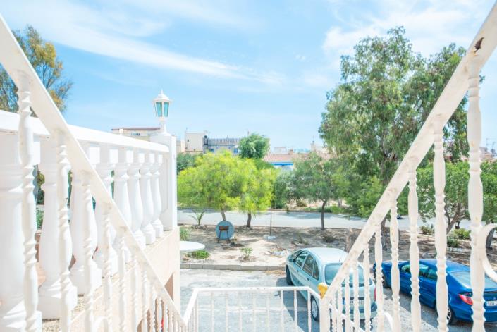 Image No.19-4 Bed Townhouse for sale