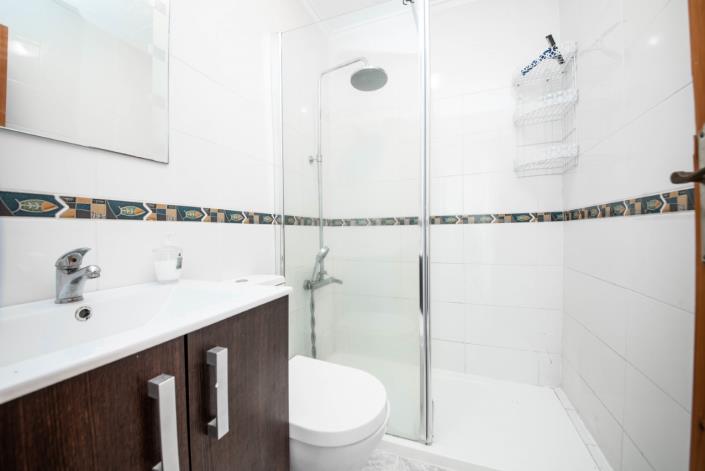 Image No.29-4 Bed Townhouse for sale