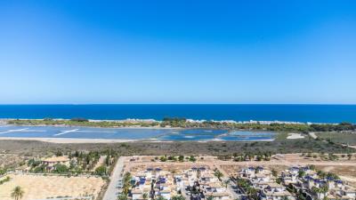 Apartments-for-sale-in-La-Marina-near-the-beach--7---Portals-