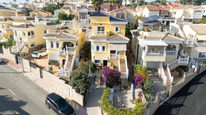 Image No.2-Villa de 4 chambres à vendre à La Marina