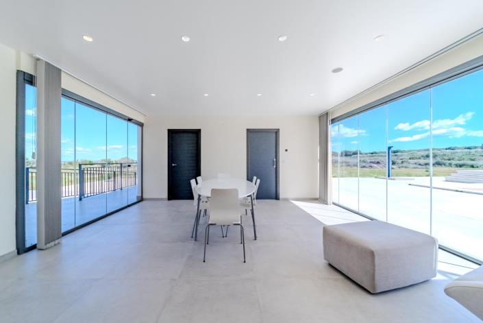 Image No.18-5 Bed Villa for sale