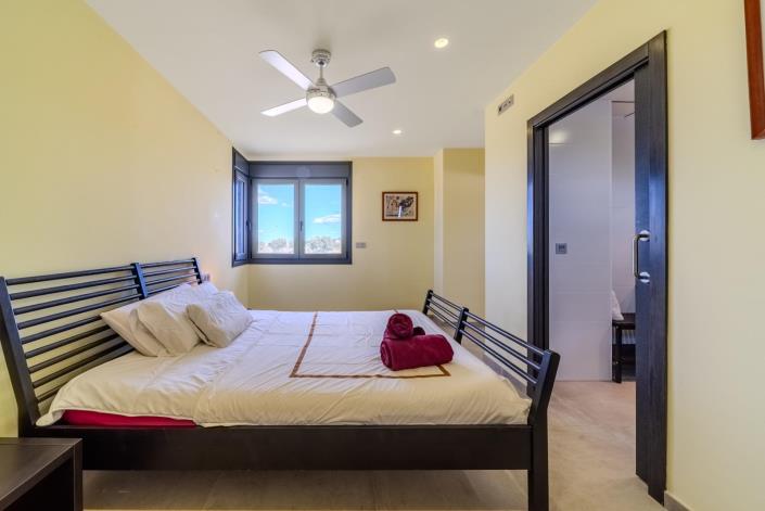 Image No.37-5 Bed Villa for sale