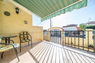 Detached-Villa-for-sale-in-La-Marina--10---Portals-
