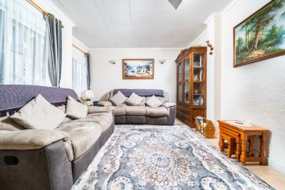 Detached-Villa-for-sale-in-La-Marina--15---Portals-