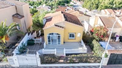 Detached-Property-for-sale-in-La-Marina--1---Portals-