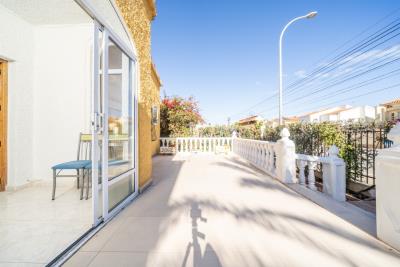 Detached-Property-for-sale-in-La-Marina--10---Portals-
