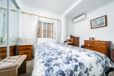 Detached-Villa-For-Sale-In-La-Marina--14---Portals-