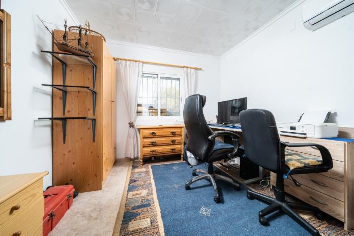 Image No.17-3 Bed Villa for sale