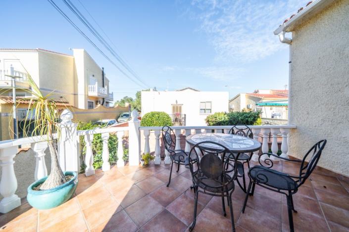 Image No.6-3 Bed Villa for sale