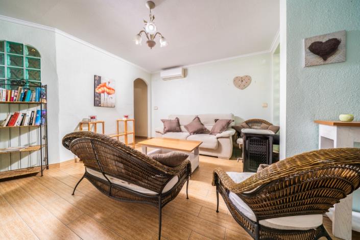 Image No.9-3 Bed Villa for sale