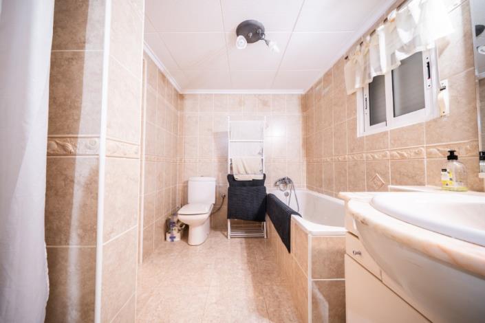 Image No.30-3 Bed Villa for sale