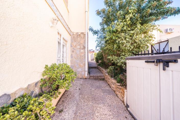 Image No.36-3 Bed Villa for sale