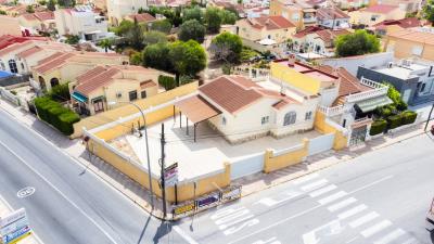 Detached-Property--for-Sale-in-La-Marina--2---Portals-