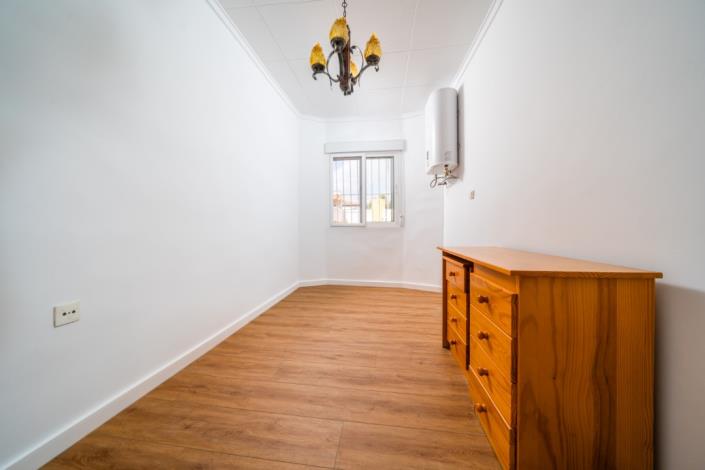 Image No.28-3 Bed Villa for sale