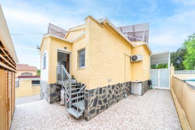 Detached-Property--for-Sale-in-La-Marina--6---Portals-