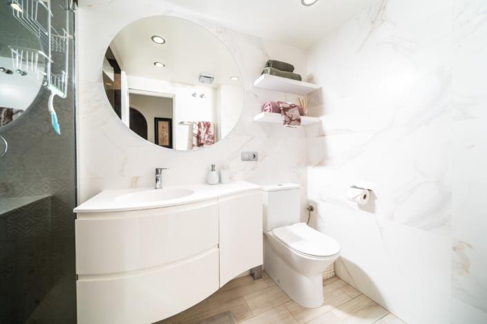 Image No.22-2 Bed Apartment for sale