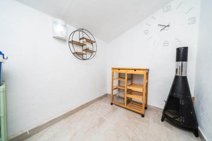 Image No.28-2 Bed Apartment for sale