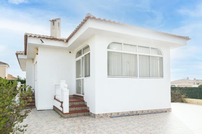 Image No.10-5 Bed Villa for sale