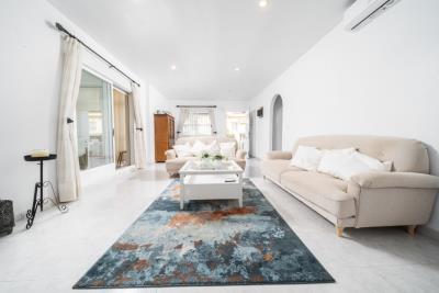 Detached-villa-for-sale-in-La-Marina--15---Portals-