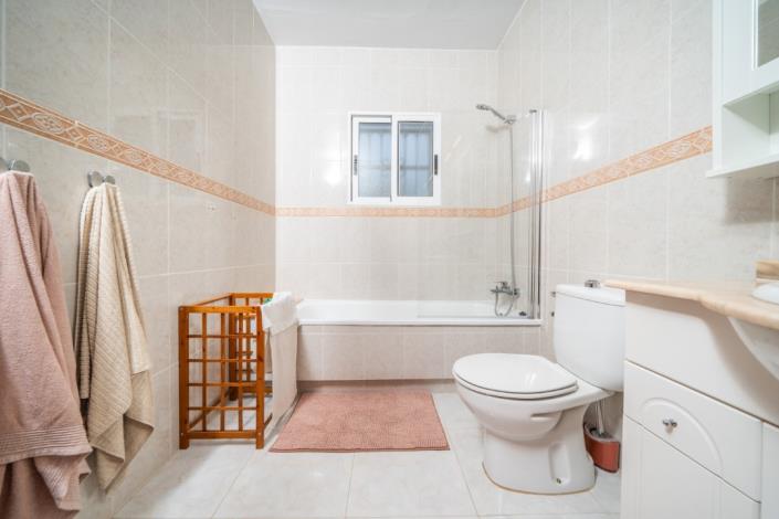 Image No.27-5 Bed Villa for sale