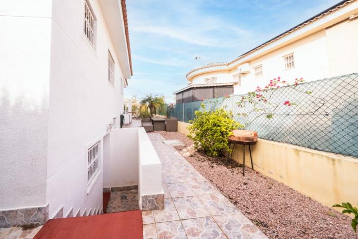 Image No.33-5 Bed Villa for sale