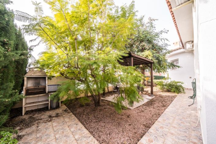 Image No.42-5 Bed Villa for sale