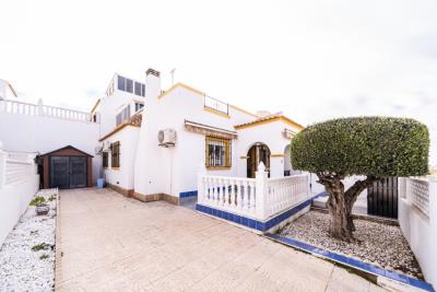 Quad-Villa-for-Sale-in-La-Marina--8---Portals-