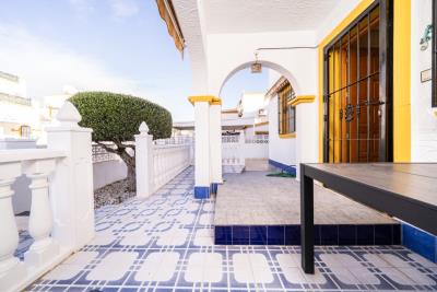 Quad-Villa-for-Sale-in-La-Marina--15---Portals-