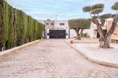 Detached-Villa-for-sale-in-Costa-Blanca--6---Portals-