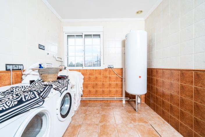 Image No.20-4 Bed Villa for sale