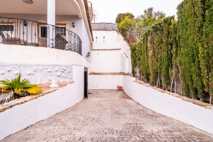 Image No.42-4 Bed Villa for sale