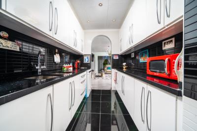 Detached-Villa-for-sale-in-La-Marina--12---Canva-