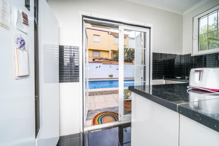 Image No.15-3 Bed Villa for sale