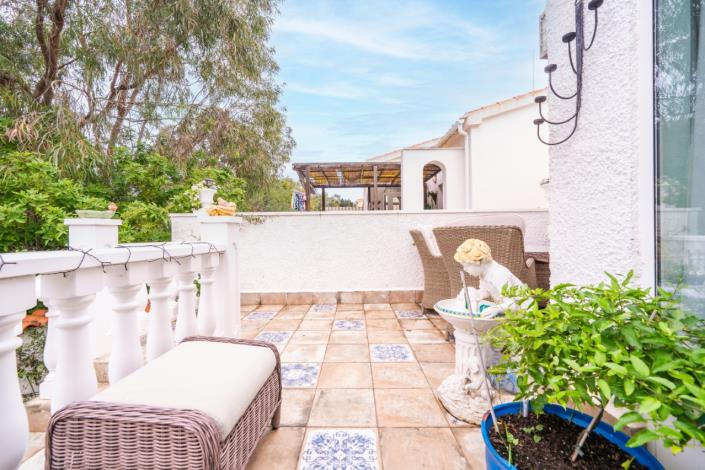 Image No.23-3 Bed Villa for sale