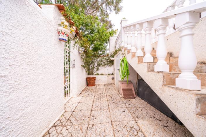 Image No.29-3 Bed Villa for sale