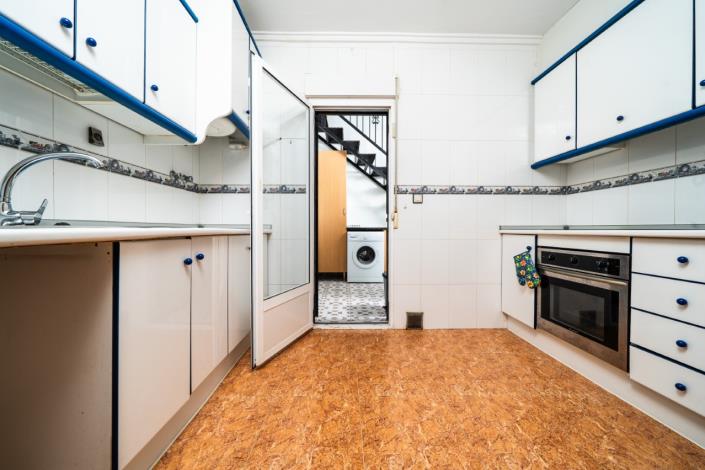 Image No.19-3 Bed Quad for sale